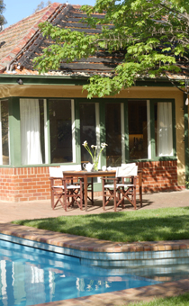 Rear garden (2003-11-18)