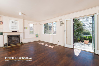 Living room (2015-10-01)