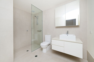 Bathroom (2014-02-05)