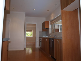 Kitchen 3 (2011-01-04)