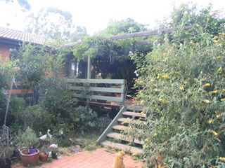 Rear garden (2004-03-18)
