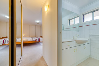 Ensuite to master (2015-01-28)