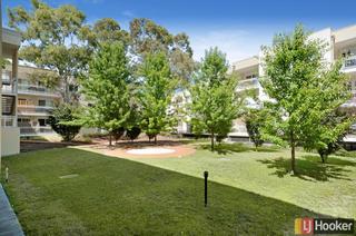 Internal Courtyard (2013-12-18)