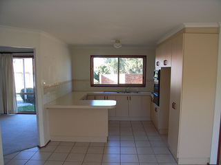 Kitchen (2010-09-16)