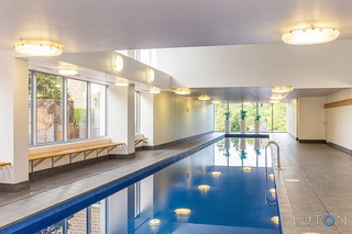 Swimming Pool (2016-04-13)