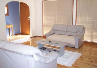 Lounge (2004-03-11)