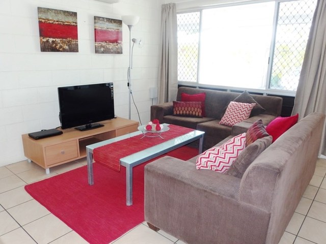 Donna Sands Boutique Property Hugh St Donna Sands Boutique Property Hugh St