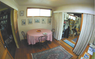 Dining (2003-01-30)
