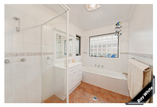 Bathroom (2012-03-06)