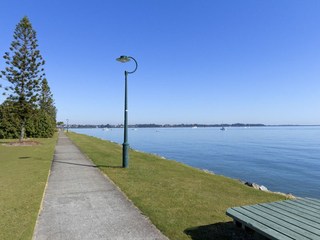 (2015-10-15)