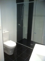 Bathroom (2015-06-27)