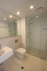 Bathroom (2015-01-22)