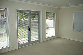 Family room (2003-11-25)