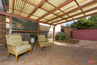 Outdoor entertaining area (2014-03-21)