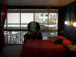 Bed 1 (2004-06-24)