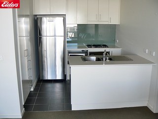 Kitchen (2011-08-26)