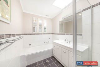 Main Bathroom (2014-11-24)