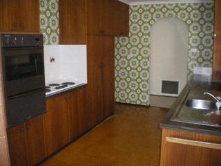 Kitchen (2011-06-06)