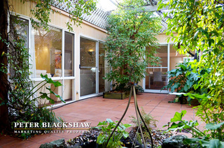 Central Courtyard (2013-07-09)