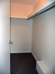 Walk in Robe (2011-08-22)