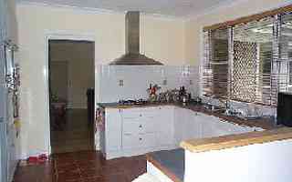 Kitchen (2000-11-06)