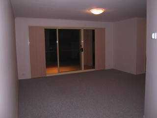 Family Room (2004-06-09)