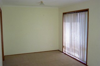 Living (2007-10-11)