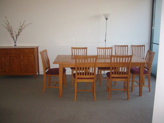 Dining (2007-04-13)