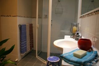 Bathroom (2008-10-31)