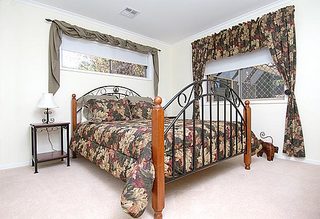 Bed 2 (2005-07-08)
