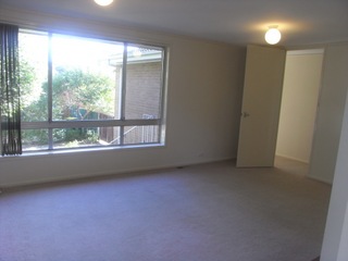 Lounge Room (2012-02-22)