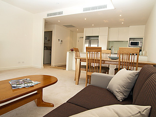 Lounge (2008-11-05)