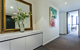 Entrance Foyer (2018-02-23)