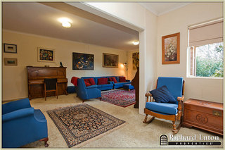 Lounge (2010-09-15)