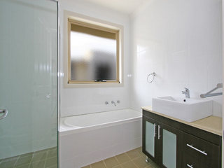 Bathroom (2008-12-23)