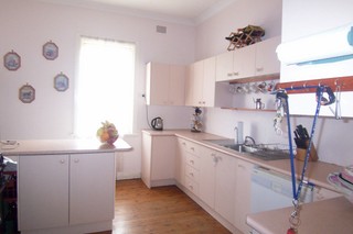 Kitchen (2008-11-27)