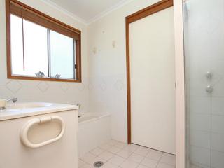 Bathroom (2010-10-25)