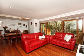 Living Area (2013-12-03)