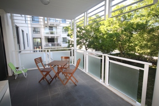 Balcony (2015-12-08)