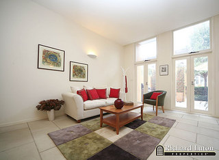 Lounge (2008-04-09)
