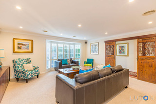 Lounge Room (2015-09-24)
