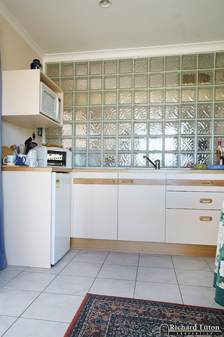 Kitchenette (2007-09-07)