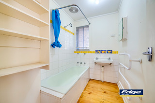 Bathroom (2014-09-02)