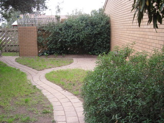 Courtyard (2012-07-18)