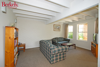 Lounge (2007-03-01)