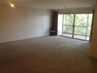 Living Room (2013-11-27)