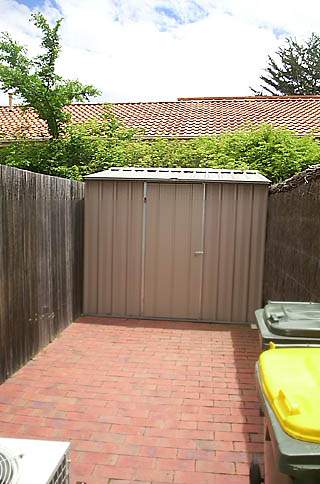 Shed (2003-11-25)