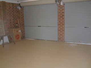 Double garage (2004-04-19)