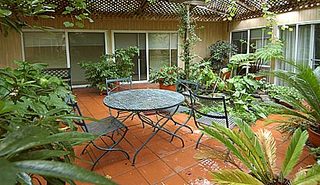 Courtyard (2004-02-25)
