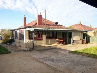 Side of House (2012-10-16)